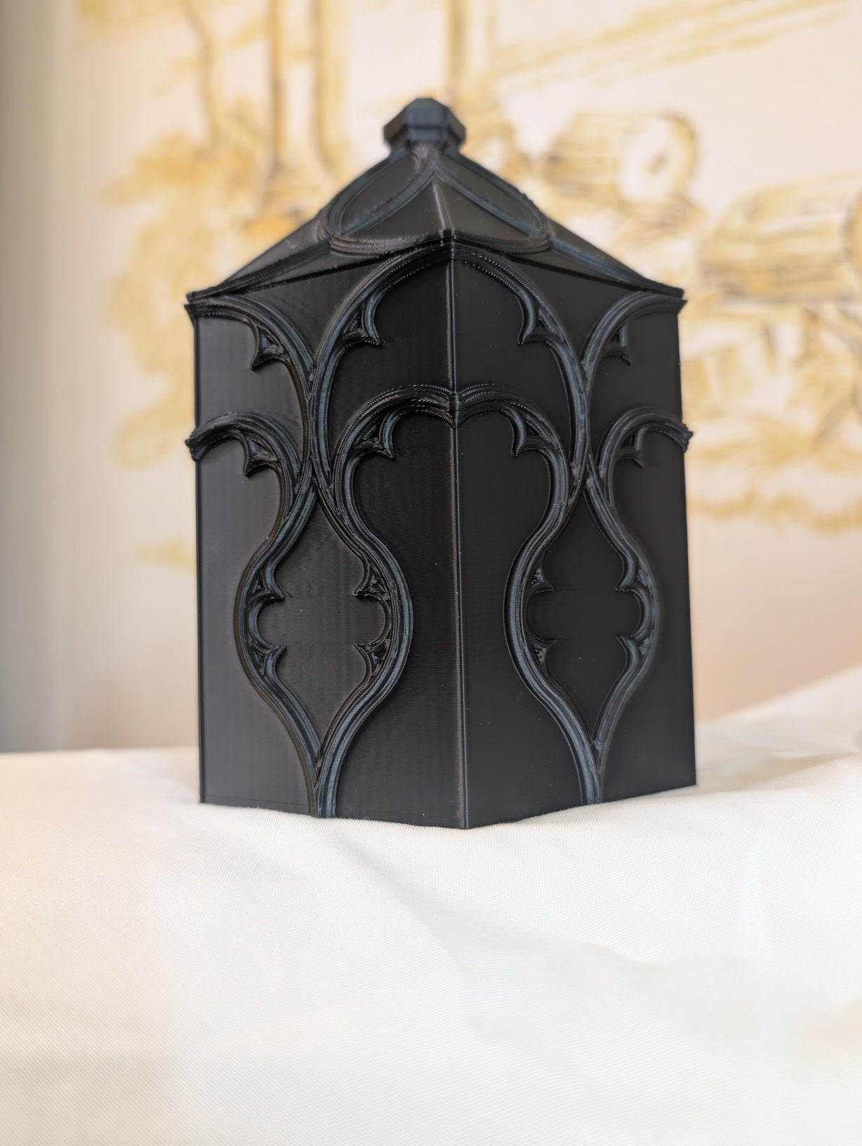 Gothic Jewelry Box - Crystal Holder