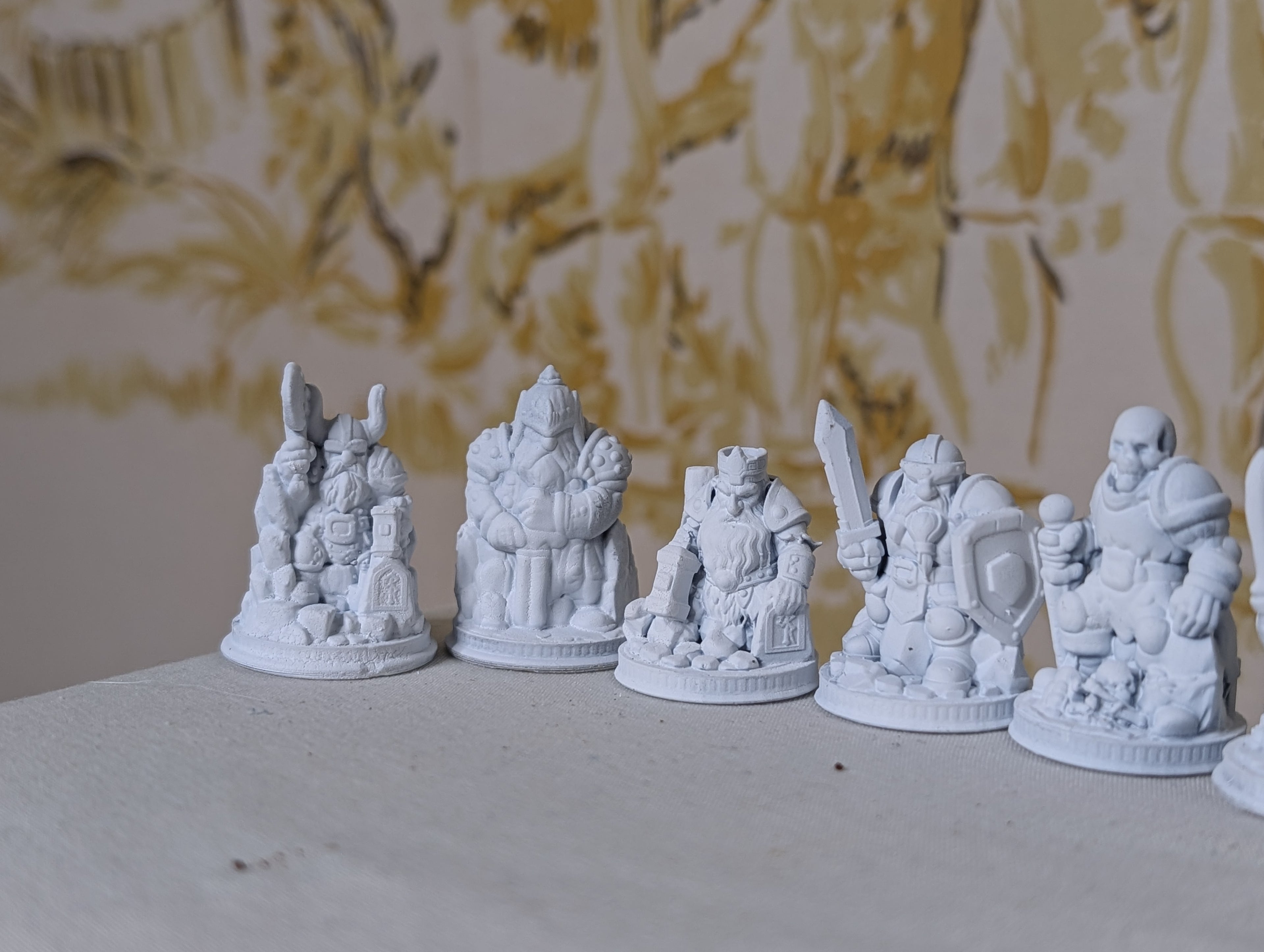Dwarven Miniatures - 10 Pack! - 1.5 in - Resin cast - Primed
