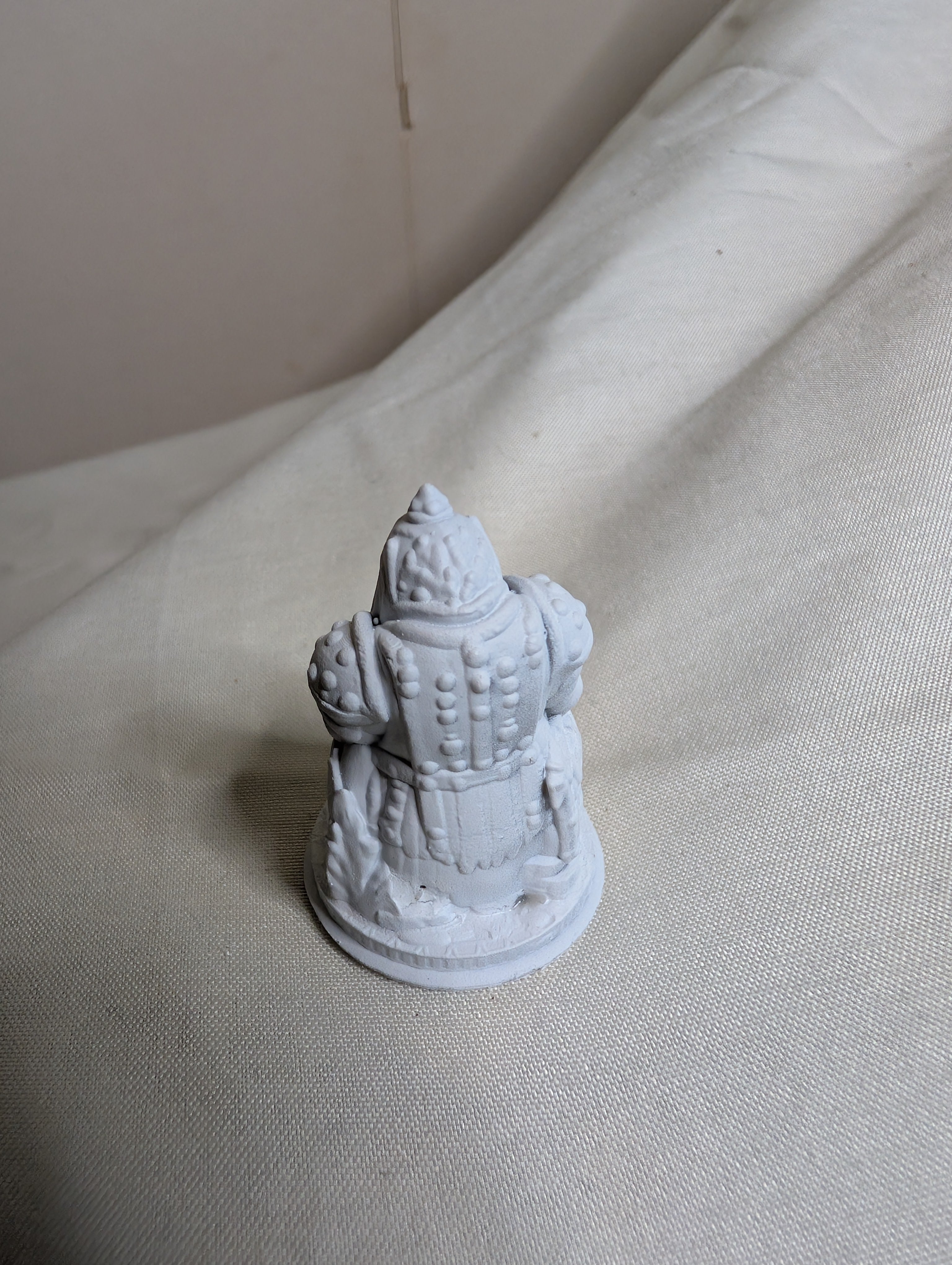 Dwarven Miniatures - 10 Pack! - 1.5 in - Resin cast - Primed