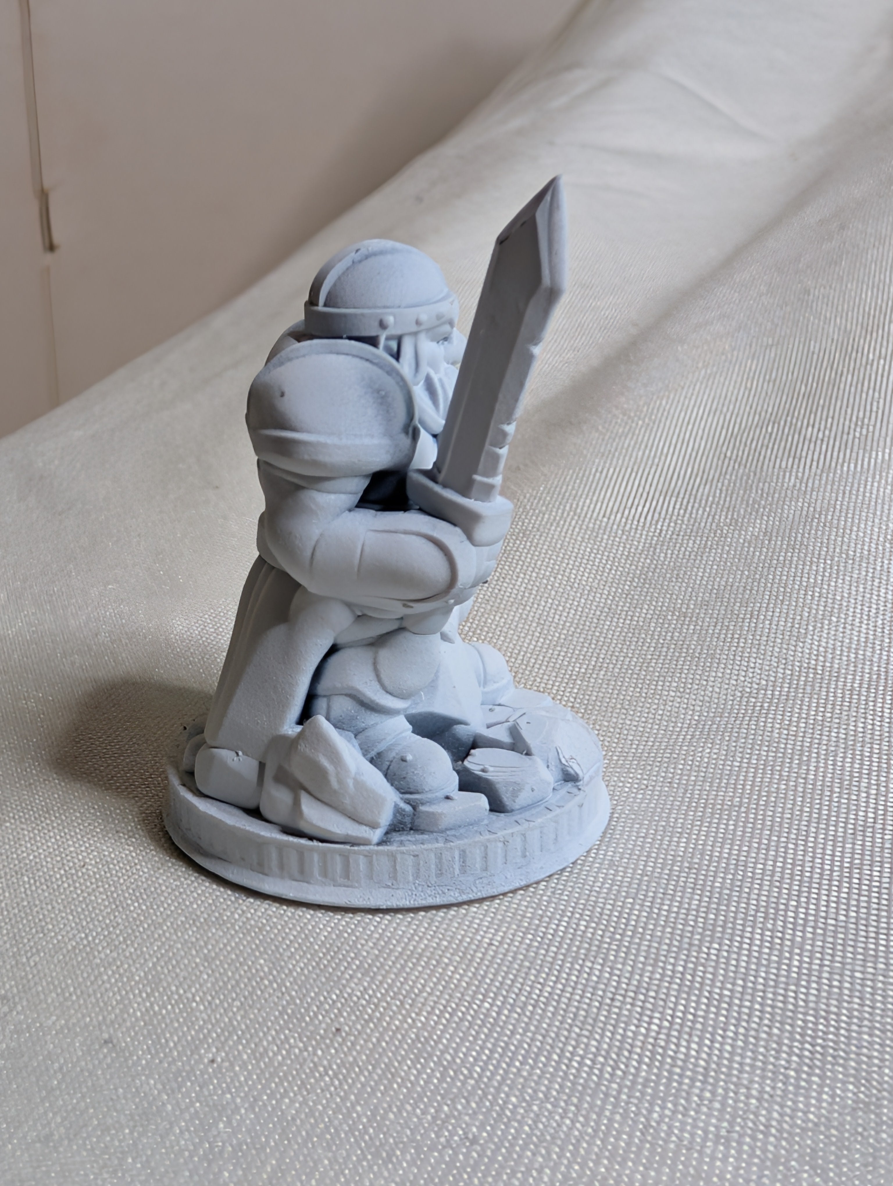 Dwarven Miniatures - 10 Pack! - 1.5 in - Resin cast - Primed