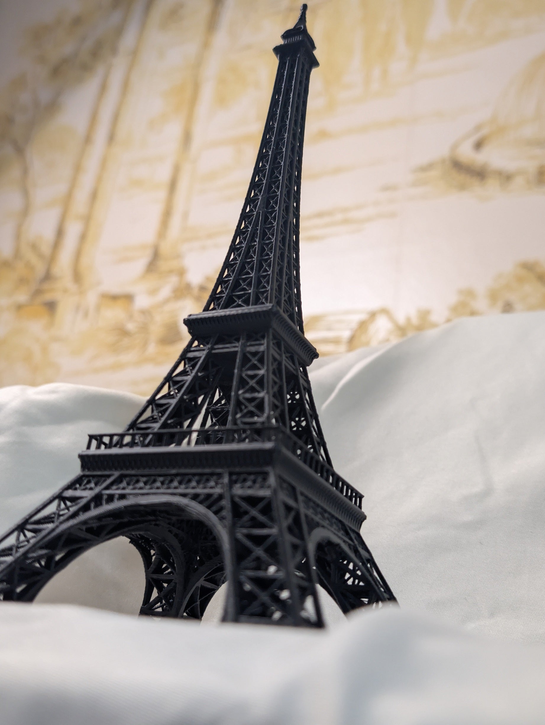 Eiffel Tower - 7 In